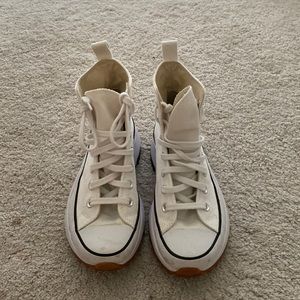 White high top Converse sneakers men’s 5.5, women’s 7